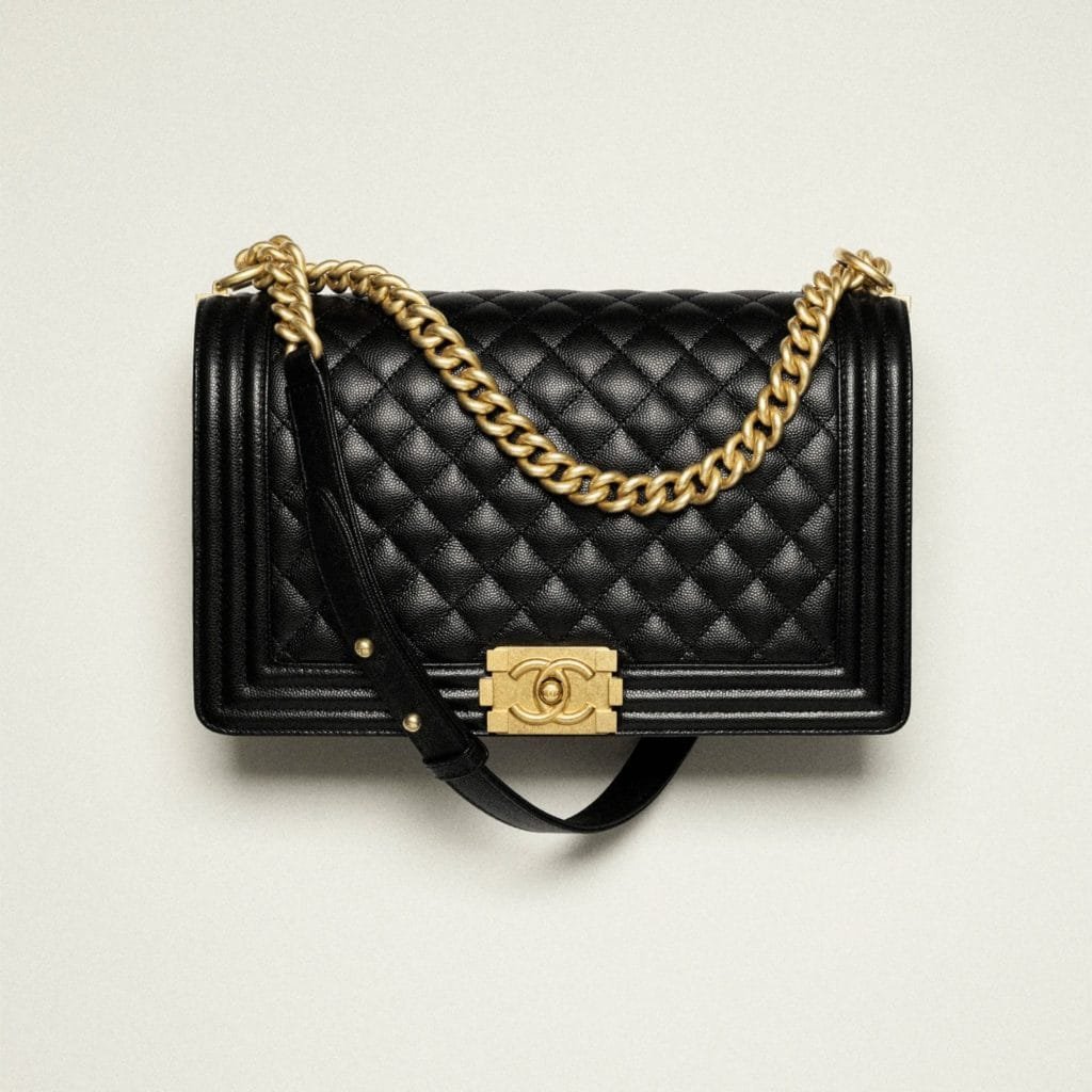 chanel bag ladies
