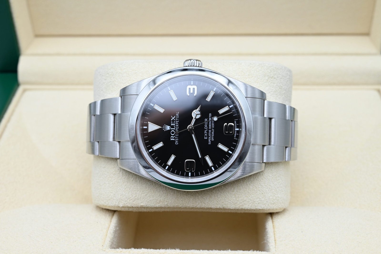 Rolex Explorer Ref. 214270 Year 2012 (Box & Papers) – Image 5