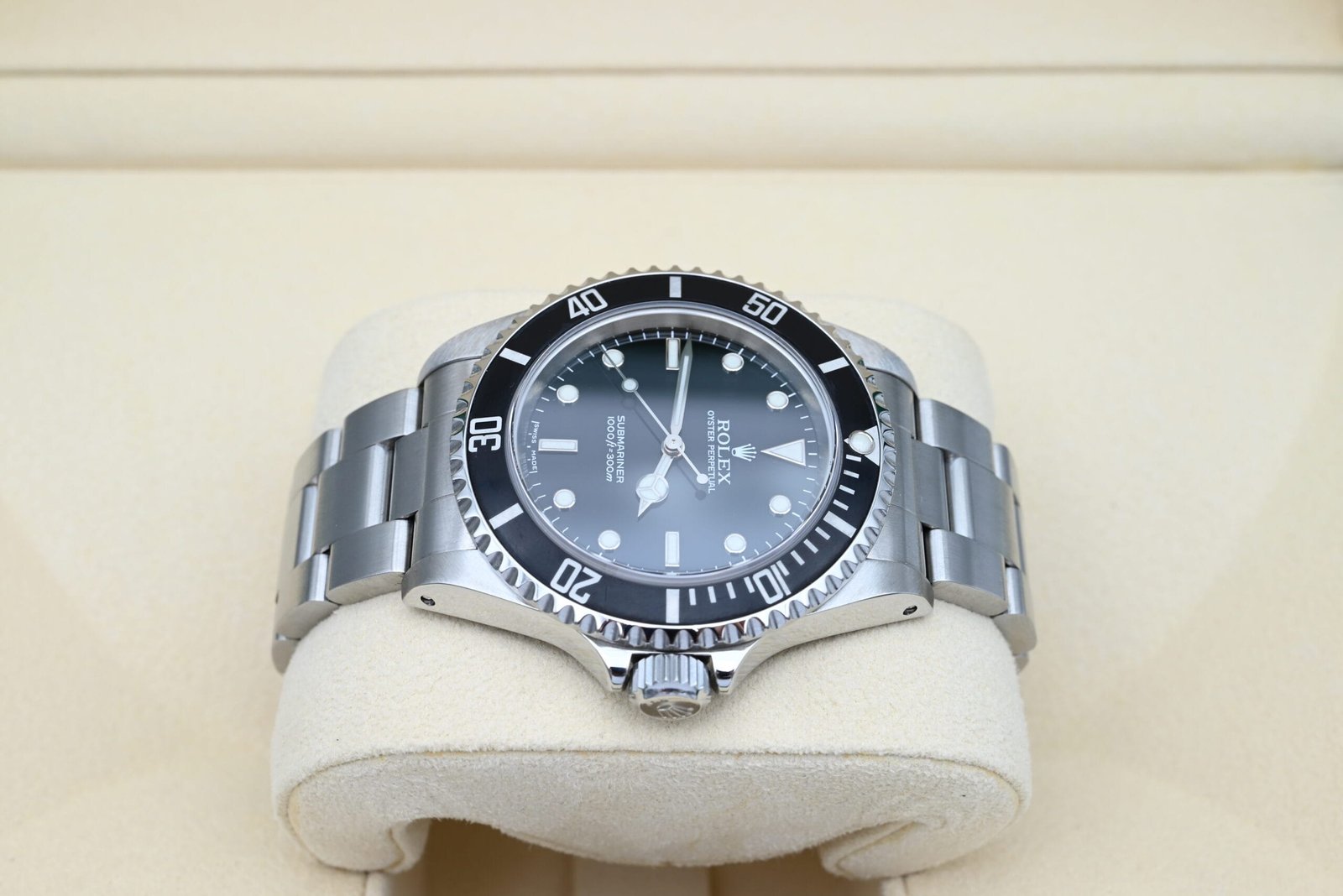 Rolex Submariner Ref. 14060M Year 2007 (Full Set) – Image 4