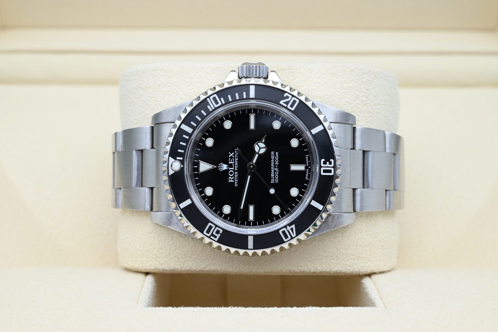 Rolex Submariner Ref. 14060M Year 2007 (Full Set) – Image 5