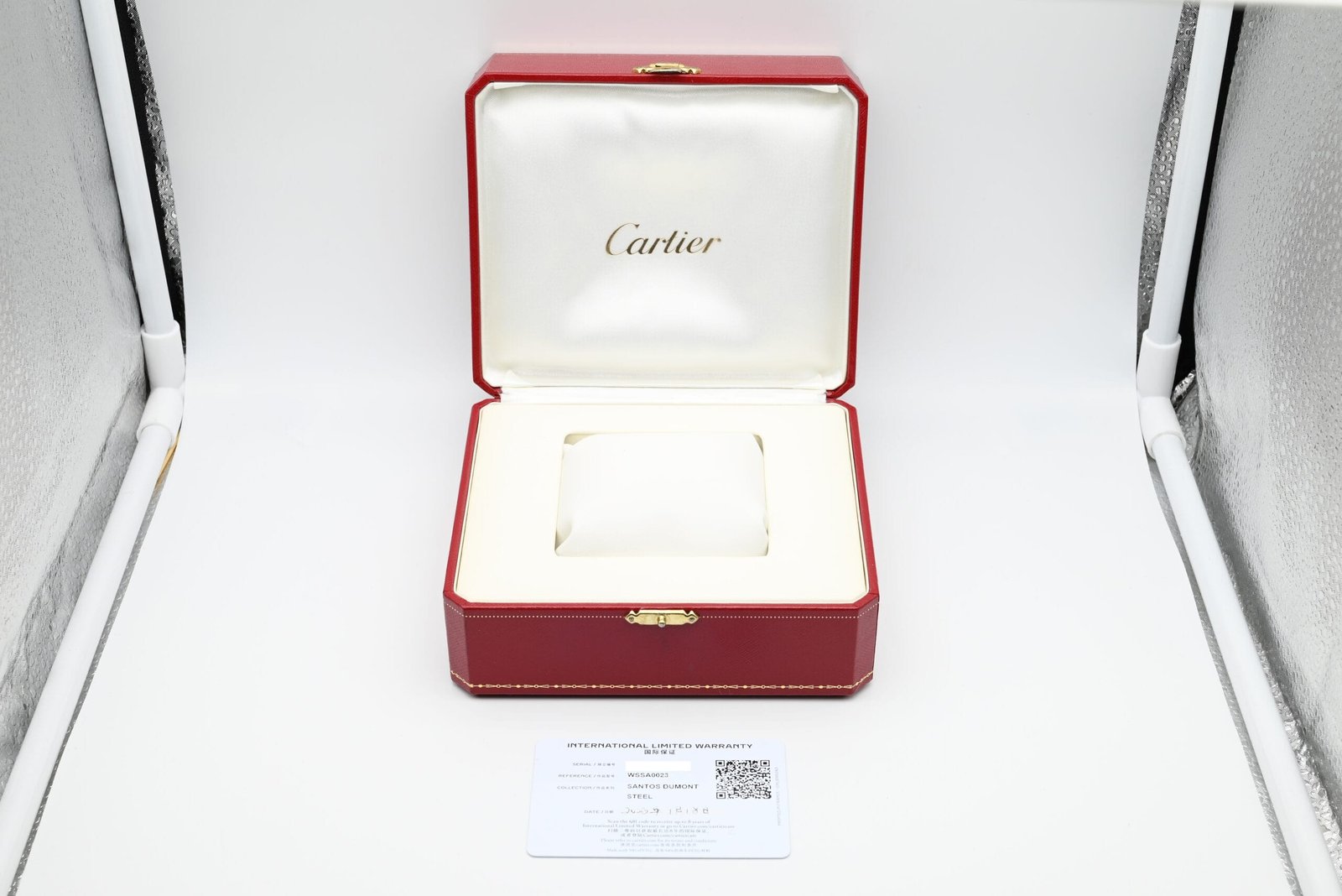 Cartier Santos Ref. WSSA0023 Year 2025 (Box & Papers) - Image 2