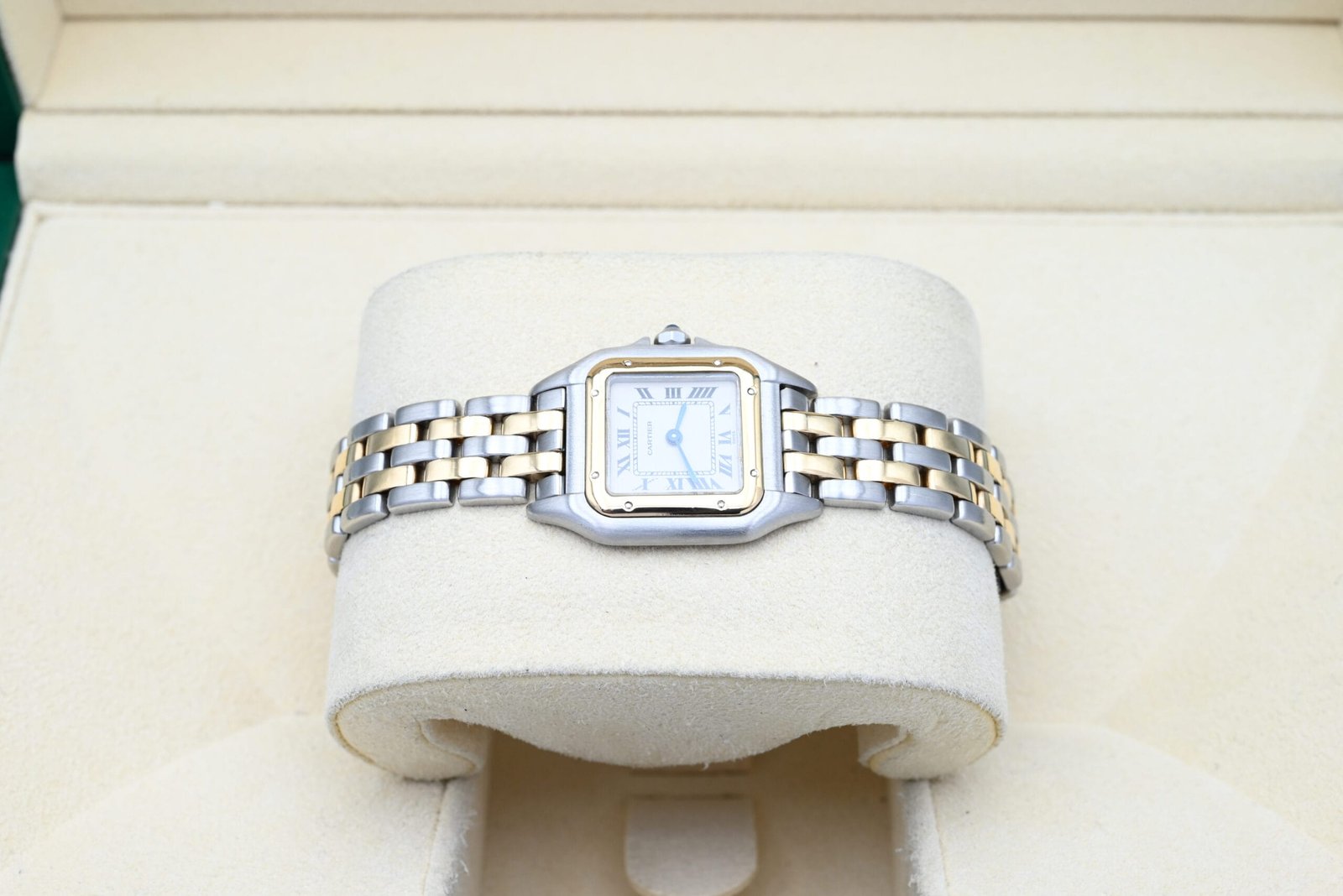 Cartier Panthere Ref. 166921 Year 1990's (Box) – Image 2