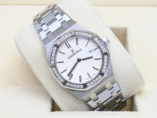 Audemars Piguet Royal Oak 67651ST (3)